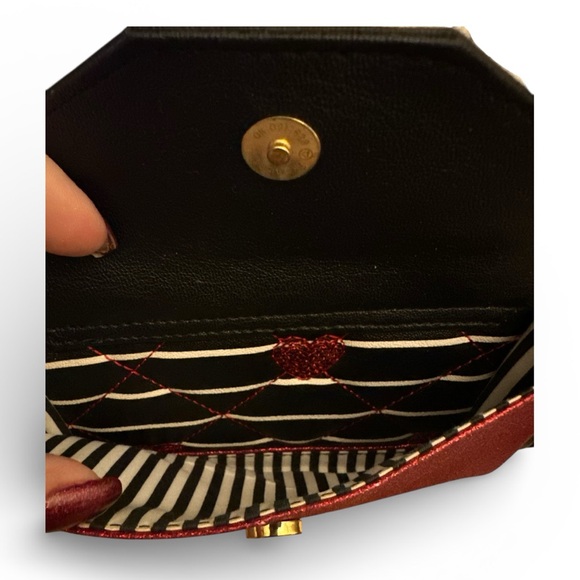 Betsey Johnson Glitter Striped/Lips Wallet with Cat Emblem - Picture 4 of 8